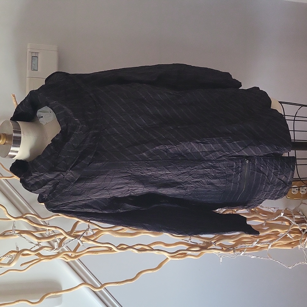 Brand new with tags Chalet et Ceci Crinkle Topper.